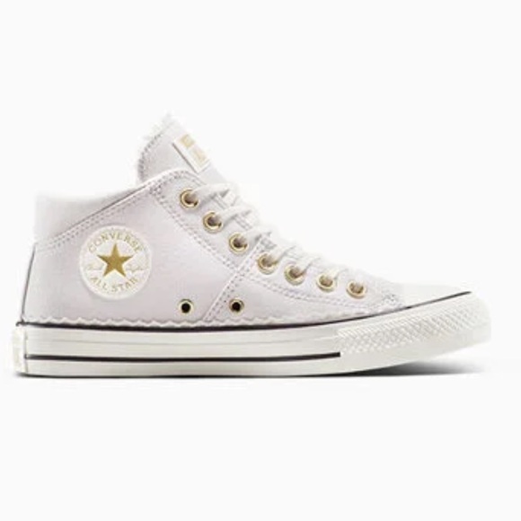 Chuck Taylor All Star Madison Lace Trim Sz 6 - Picture 1 of 7